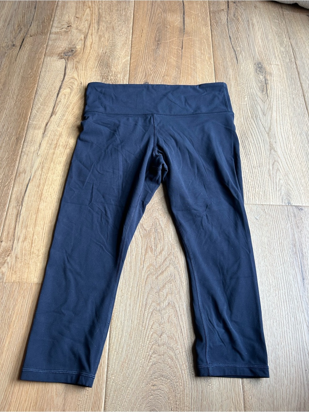 Athleta Navy Capri Leggings with Wide Waistband